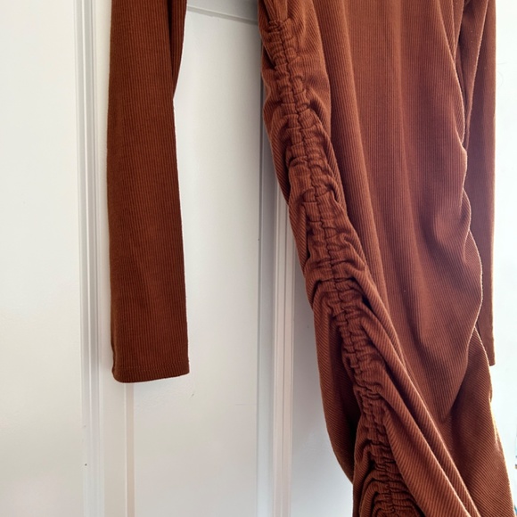 Rust color LS dress - Picture 3 of 3